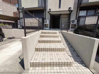 【エントランス】 | グッディ古都里