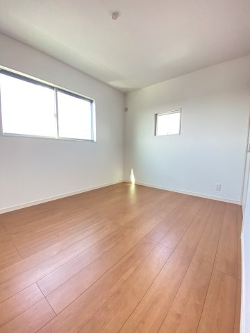 【洋室】 | 熊本市北区植木町木留 | ☆2階6.0帖の洋室！クローゼット付きで収納充実！☆