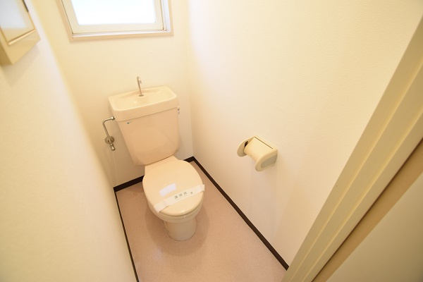 フラット市川大野Ｄ棟のトイレ|洋式トイレです