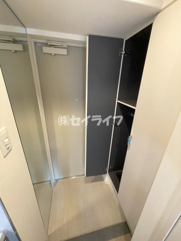 セイワパレス深江橋駅前の玄関