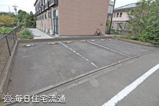 【駐車場】 | ブルーツリー