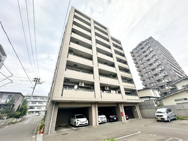 ナイスアーバン長町の外観