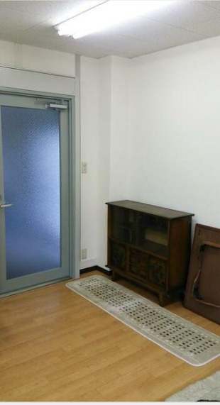 守山市梅田町の店舗事務所の内装|室内です