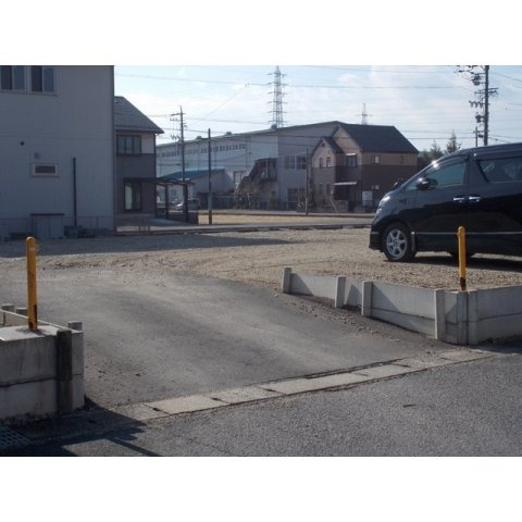 岐阜市六条南１丁目の駐車場の駐車場