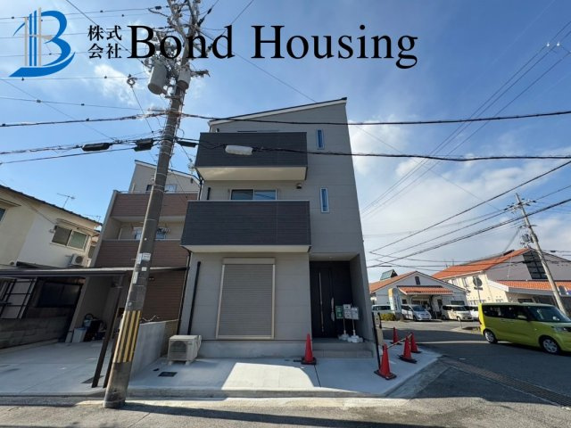 北東角地　山電 東二見駅徒歩5分　二見町東二見　新築戸建の前面道路含む現地写真