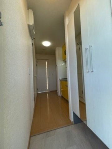 サニーハウス応時の玄関