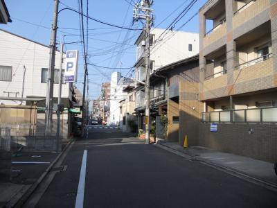 コリンシアの周辺|前面道路