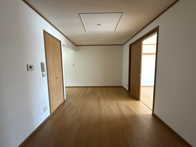 メイプルコートΙの居間・リビング