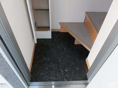 【玄関】 | パステルルージュウ | 2階のお部屋は内階段があります