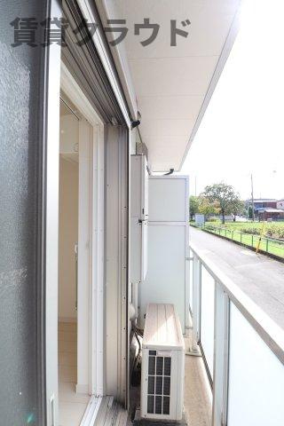 リブリ・ORKのバルコニー|陽が出ている時間はポカポカ気持ちよく過ごせそうですね♪