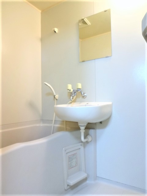 ハイムエーデルワイスの浴室