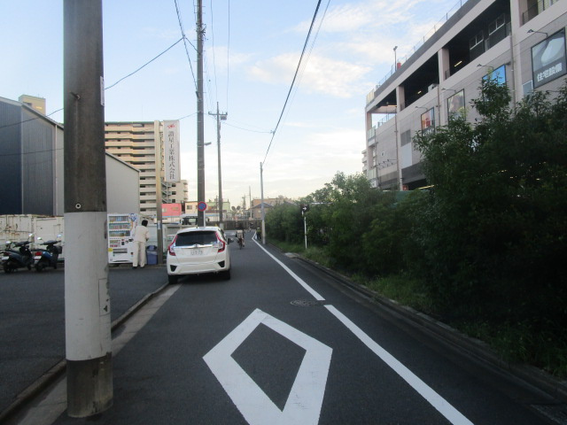 足立区神明２丁目の工場の周辺