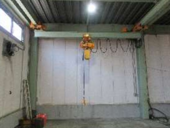 足立区神明２丁目の工場の内装