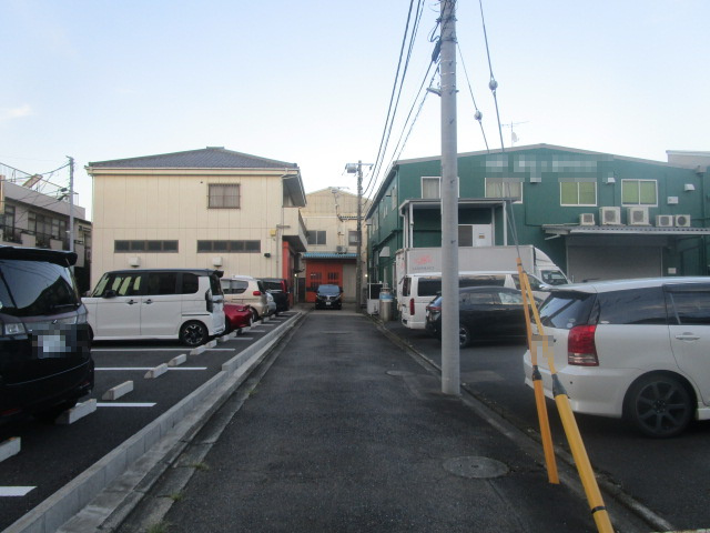 足立区神明２丁目の工場の周辺