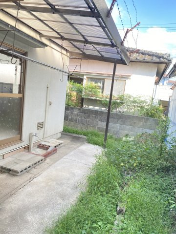 大内矢田南戸建ての庭