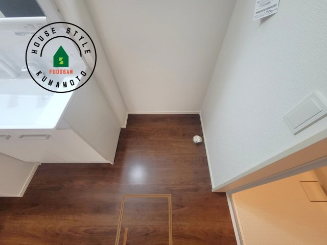 熊本市西区新土河原2丁目第1-3棟（2号棟）　のランドリースペース|ランドリースペースとなります。広々して有効的にご使用できます。 