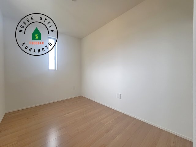 熊本市西区新土河原2丁目第1-3棟（3号棟）　の子供部屋|穏やかな光が差し込む室内には、穏やかな時間が流れます。