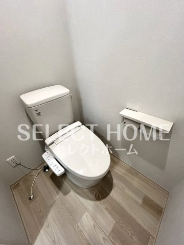 【トイレ】 | Ｇａｒａｇｅ　Ｖｉｌｌａ　西岡崎 | 落ち着いた色調のトイレです