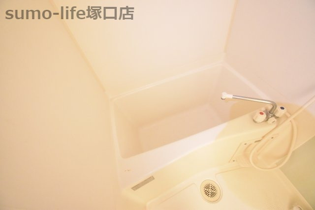 クレメント昆陽の浴室