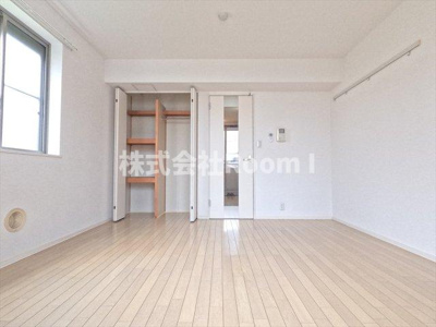 【洋室】 | スクエアメゾン高殿　旭化成ヘーベルメゾンHEBEL HAUS | 使い勝手のいい洋室です