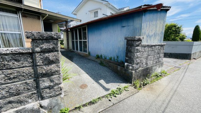 飯田市座光寺　中古住宅の庭