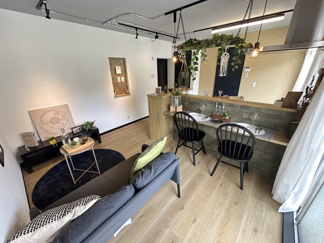 【居間・リビング】 | 仁川リバーサイドハイツA棟