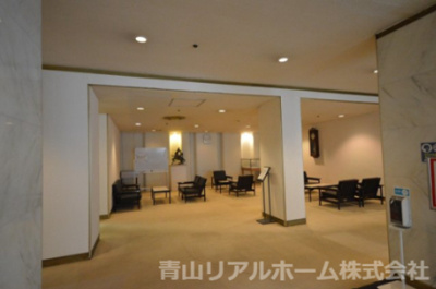 【ロビー】 | コープオリンピア