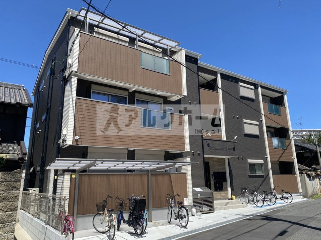 M・Celest柏原今町の外観