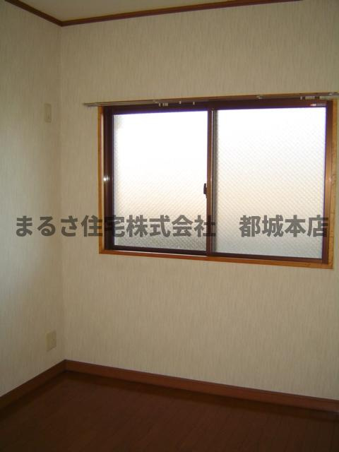 ピアコート旭の洋室|明るい洋室です