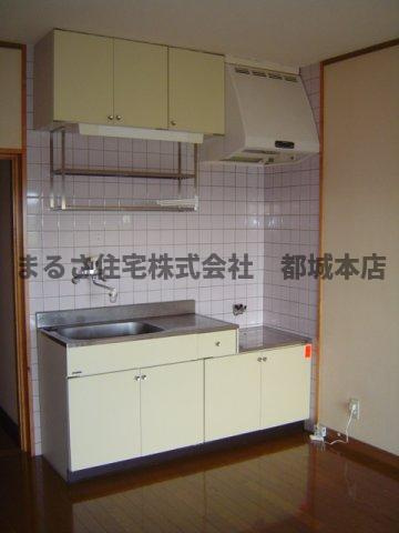 ピアコート旭のキッチン|コンパクトなキッチンで掃除もラクラク