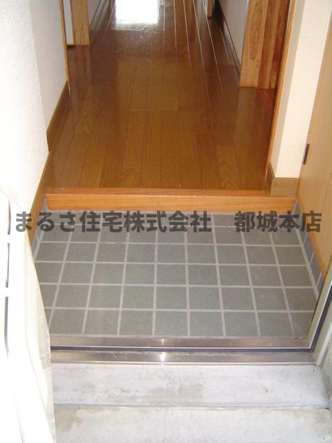 ピアコート旭の玄関|シンプルで使いやすい玄関です