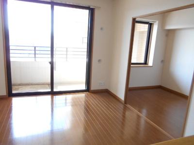 【居間・リビング】 | 仲介手数料０円！HPに初期費用掲載「プライスホーム」で検索！クリエート日赤通り