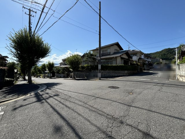 中古戸建　上安4丁目の前面道路含む現地写真