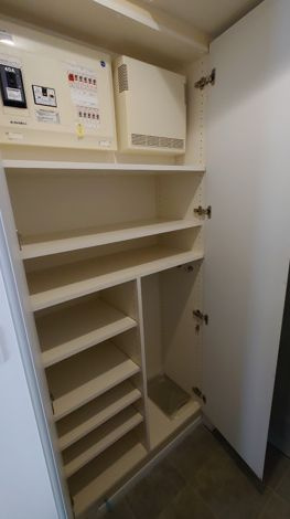 【収納】プラウドフラット三軒茶屋Ⅱ