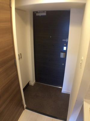 【玄関】 | ポルトボヌール神戸湊川公園