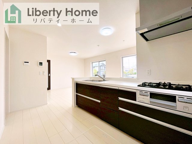 土浦市おおつ野7丁目　中古戸建のキッチン