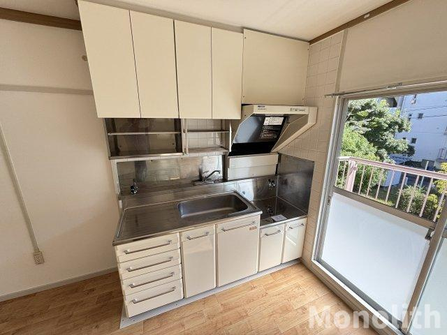 光明台18号棟のキッチン