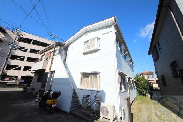 西江井島グリーンハイツの外観