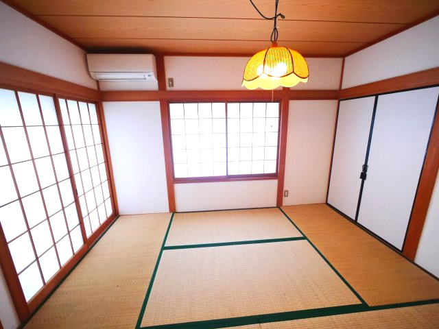 茂原市本納　中古戸建の和室|平成11年2月築４LDK駐車縦列3台可能 隣地公園JR外房線本納駅徒歩約15分 本納小学校徒歩約3分