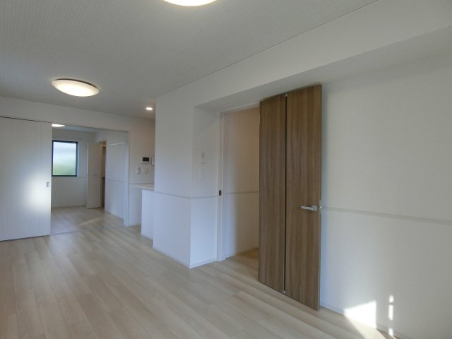 ヒカルサ境港外江町イーストⅠの居間・リビング