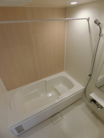 ヒカルサ境港外江町イーストⅠの浴室