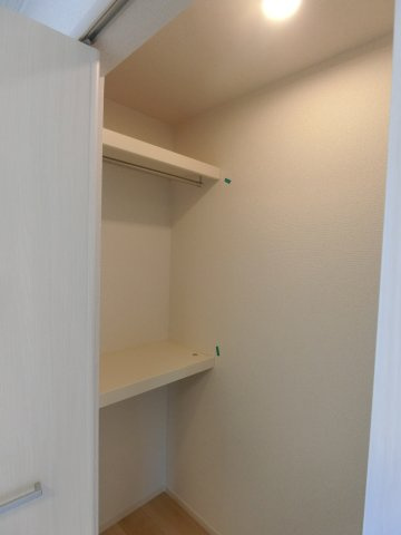 ヒカルサ境港外江町イーストⅠの収納