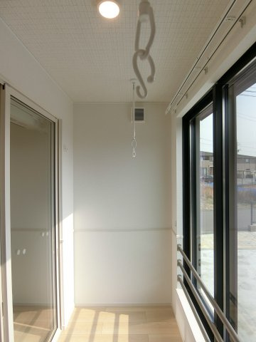 ヒカルサ境港外江町イーストⅡのバルコニー