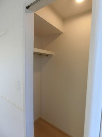 ヒカルサ境港外江町イーストⅡの収納