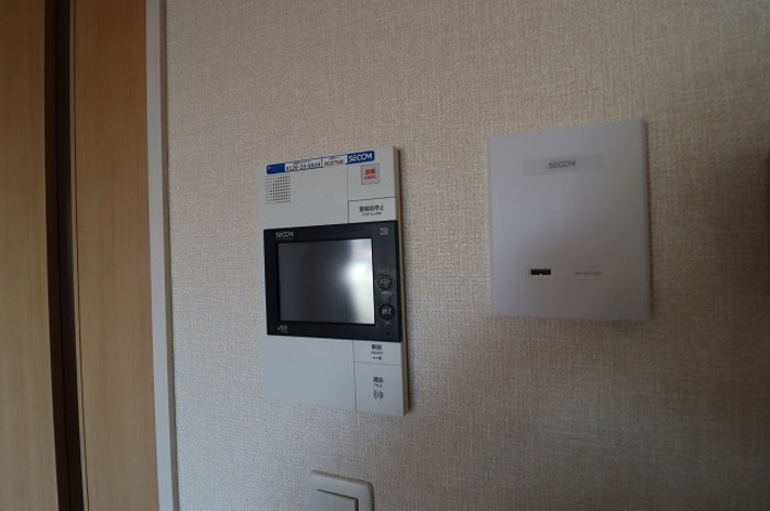 ロイヤルグレース道のセキュリティ|セコムのセキュリティシステム＆モニタ付きインターホン
※別号室参考写真