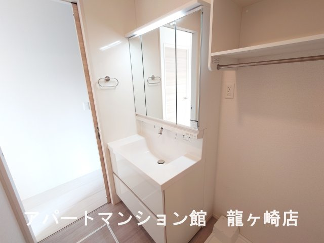 トリシアYH Ⅱの独立洗面台|※建築中の為イメージです