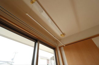【設備】 | ラクーン・ヒル | 室内物干し（雨の日などに重宝します）