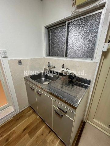 藤井ビルのキッチン|きれいなキッチンです