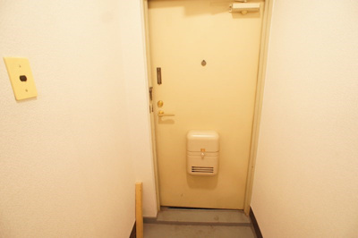 【玄関】 | コーポウエダ