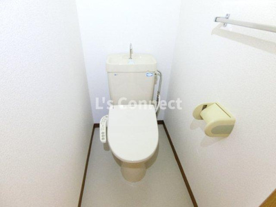 【トイレ】 | ブライトンコート仙台 | 温水洗浄便座付きのトイレ。